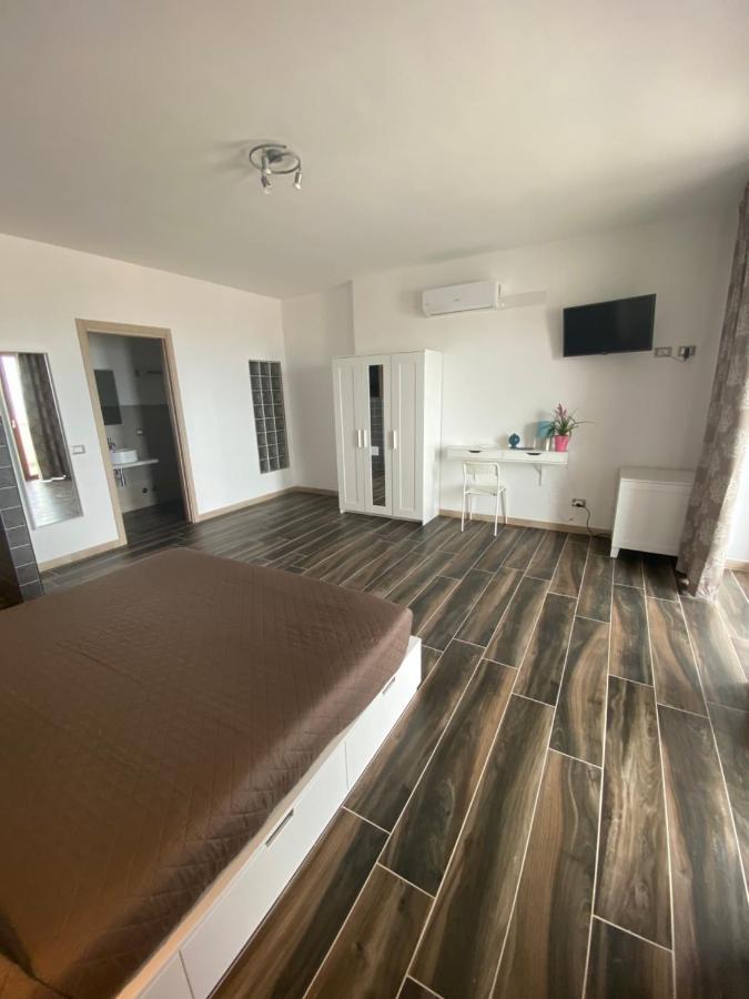 Manfredi Sea Room Vieste Bagian luar foto
