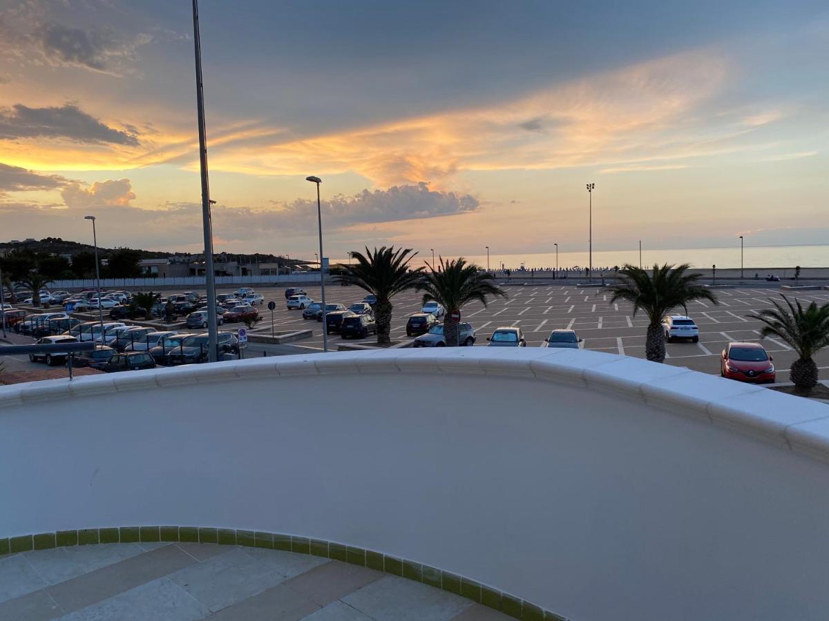 Manfredi Sea Room Vieste Bagian luar foto